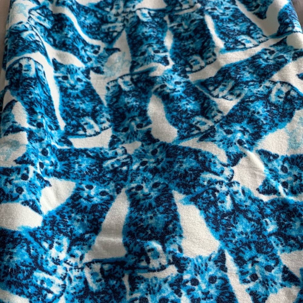 LULAROE! Kitten leggings!